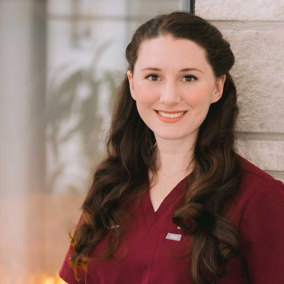 photo of dr-emily-latham-animal-eye-doctor-opthamologist-carmel-Indiana