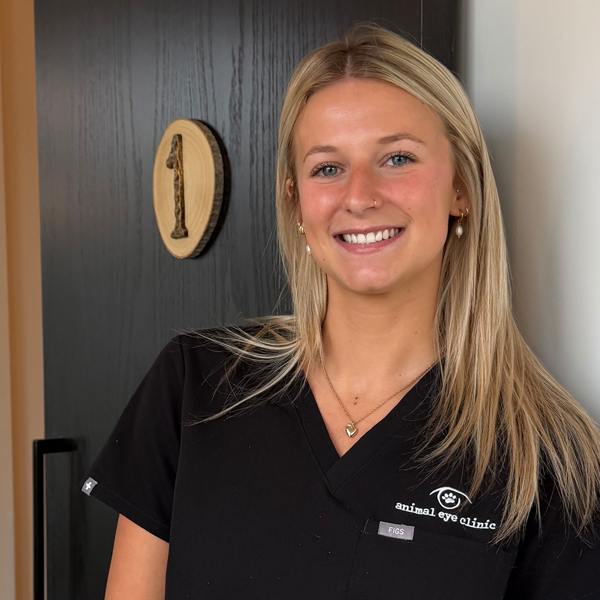 Kylie Greinke, Client Liaison - Animal Eye Clinic